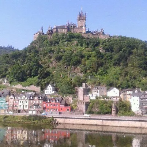 Max Bed & Breakfast 2*